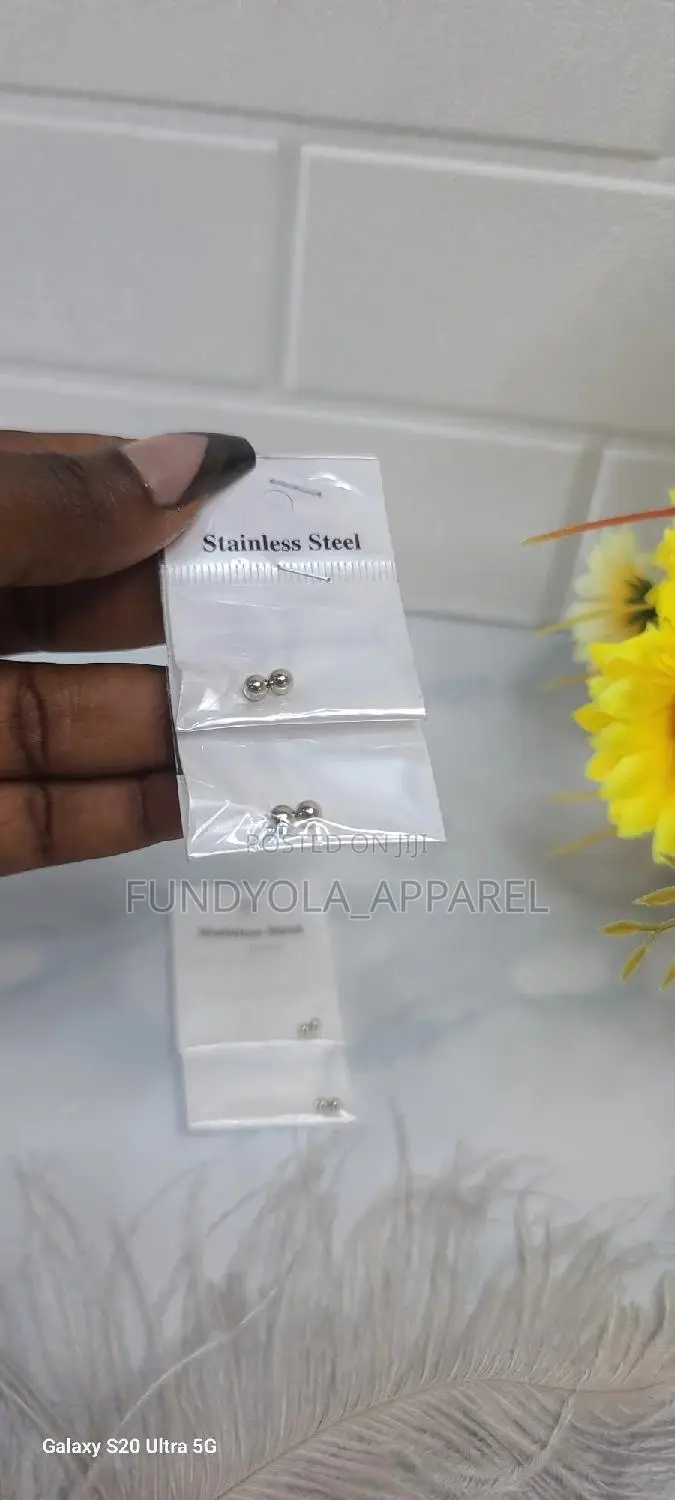 Magnetic Ball Non Piercing Earring