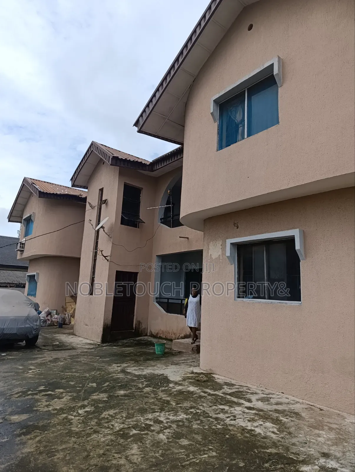 3bdrm Block of Flats in Iyana School Bus, Iba / Ojo for rent