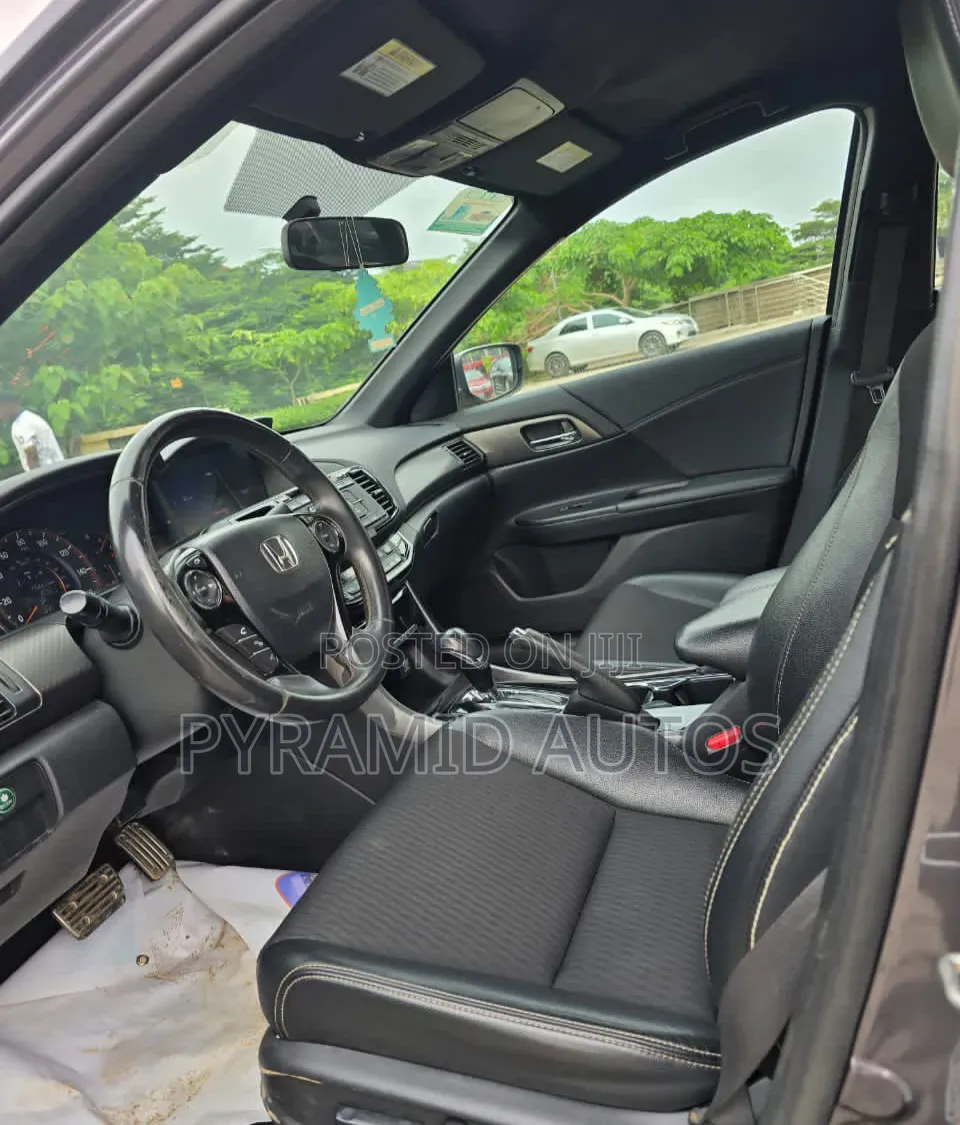 Honda Accord 2017 Gray
