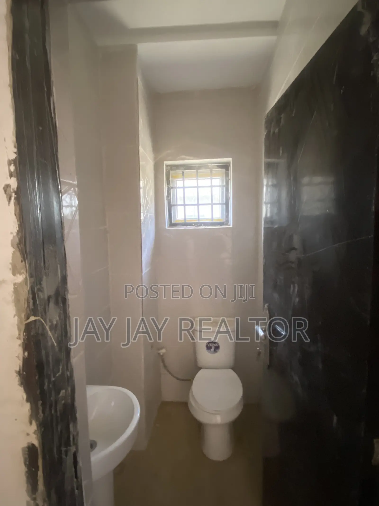 3bdrm Block of Flats in Karua, Kaura for rent