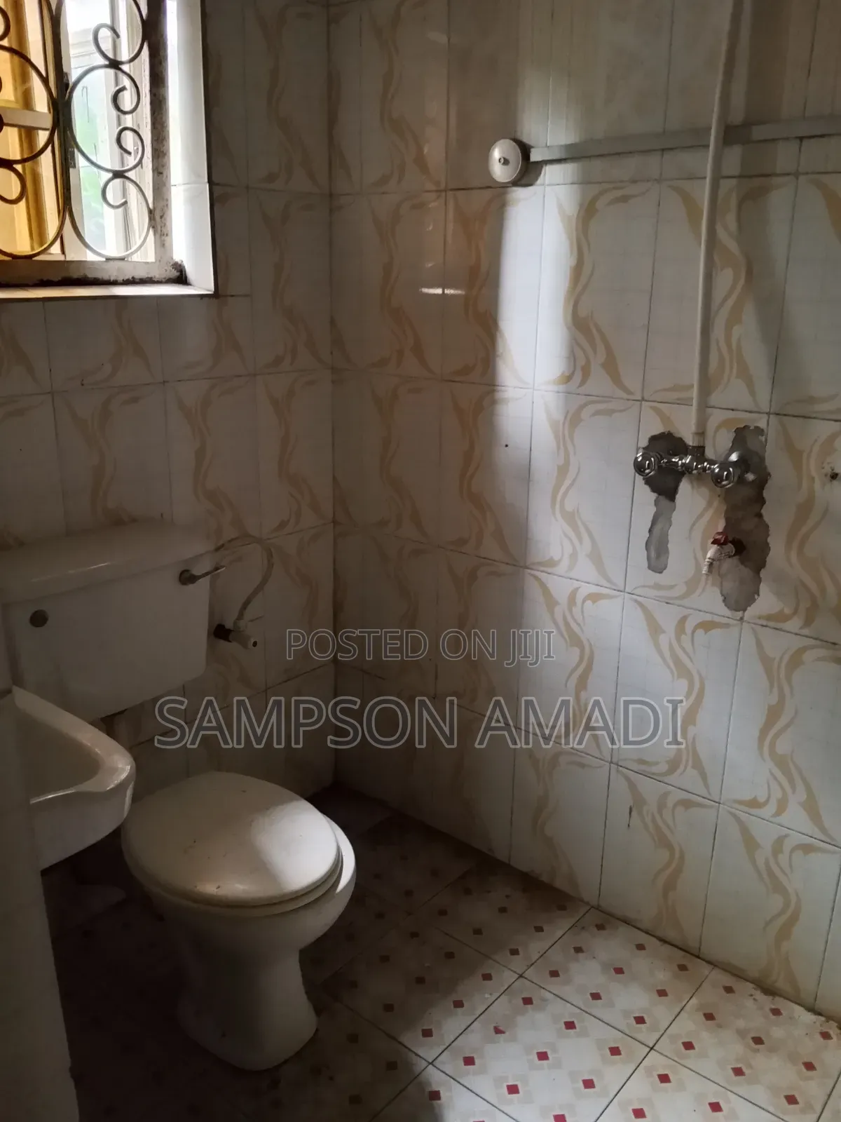 6bdrm Block of Flats in Eliozu for sale