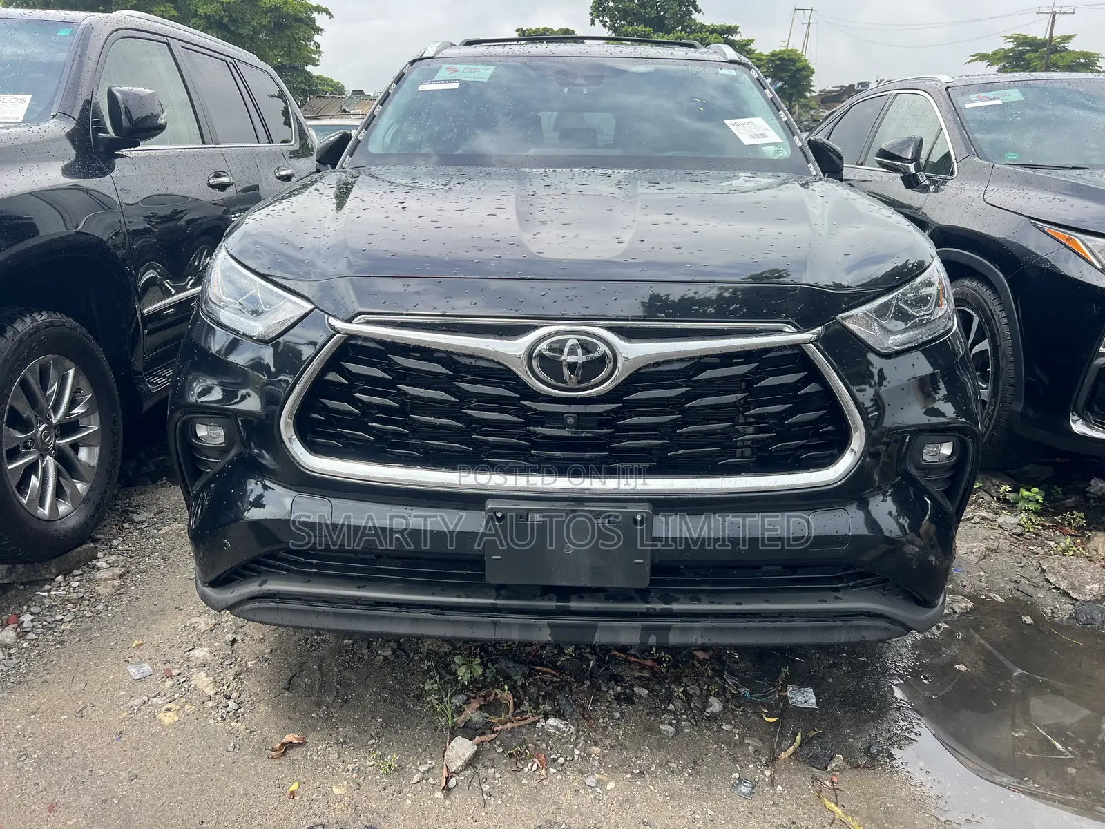 Toyota Highlander Limited 2021 Black