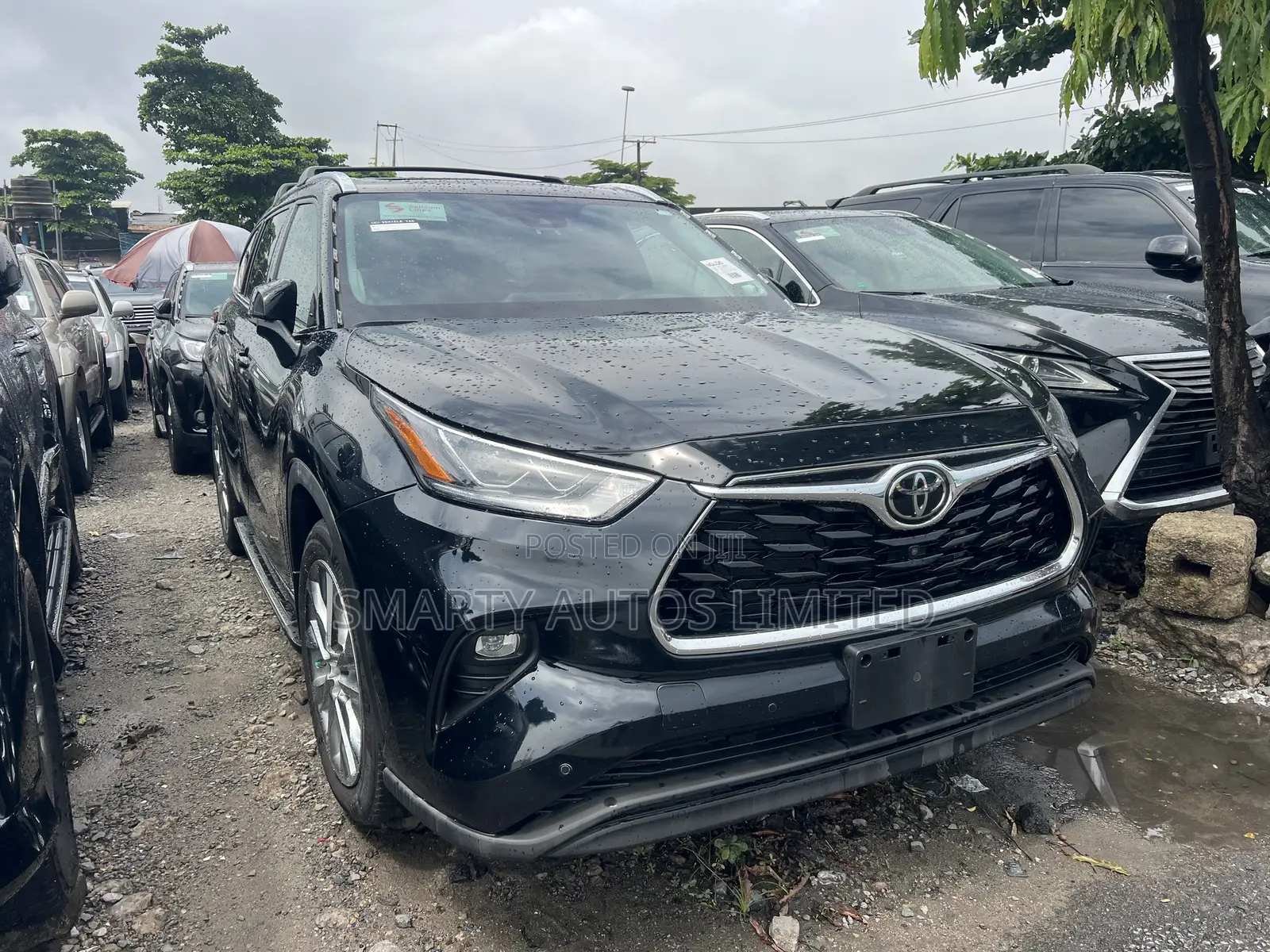 Toyota Highlander Limited 2021 Black