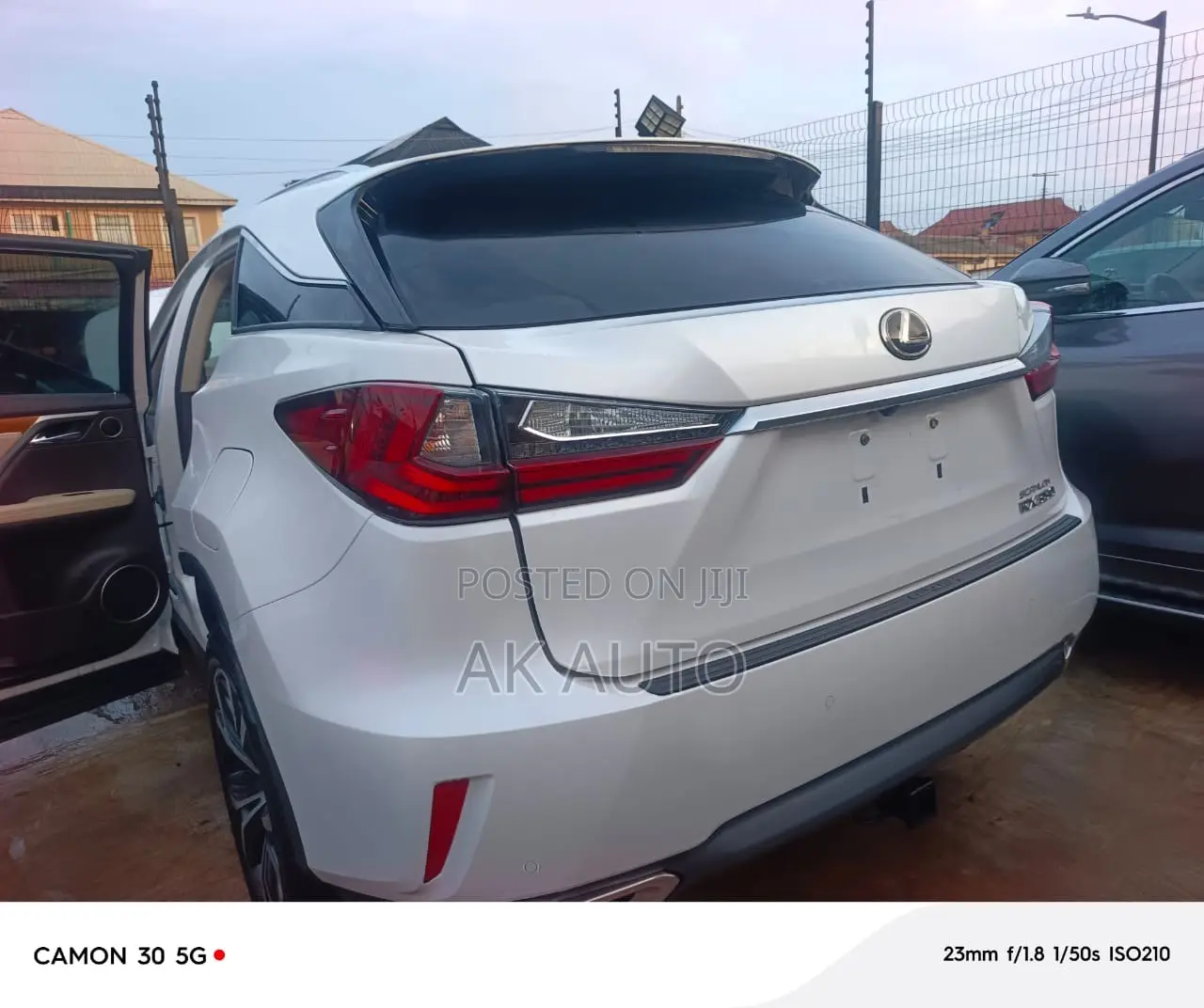 Lexus RX 350 FWD 2017 White