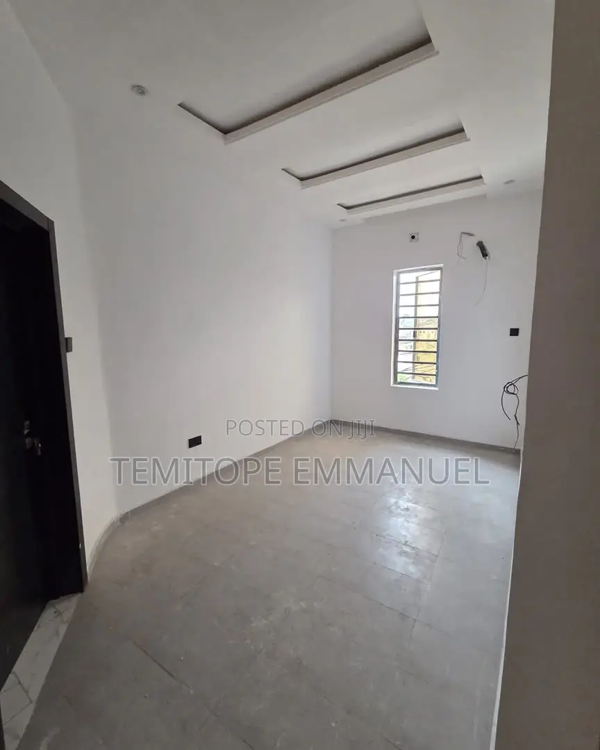 Furnished 4bdrm Duplex in Gbagada for sale