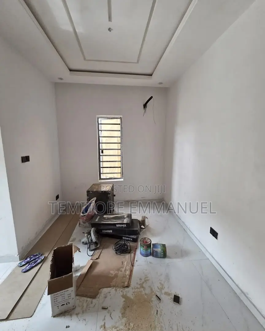 Furnished 4bdrm Duplex in Gbagada for sale
