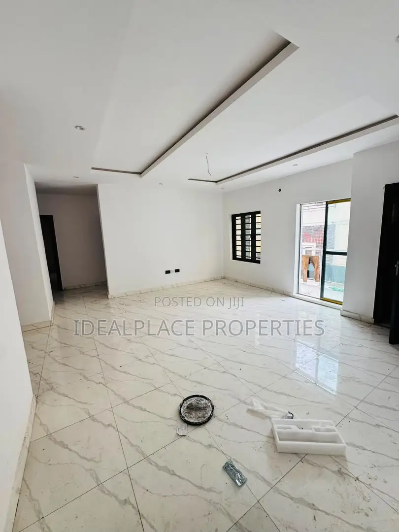 3bdrm Apartment in Ifako-Gbagada for sale