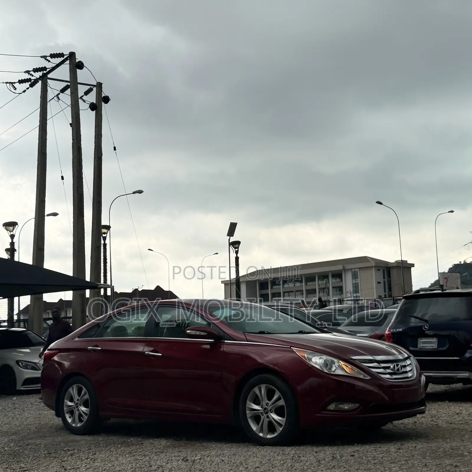 Hyundai Sonata 2011 Red