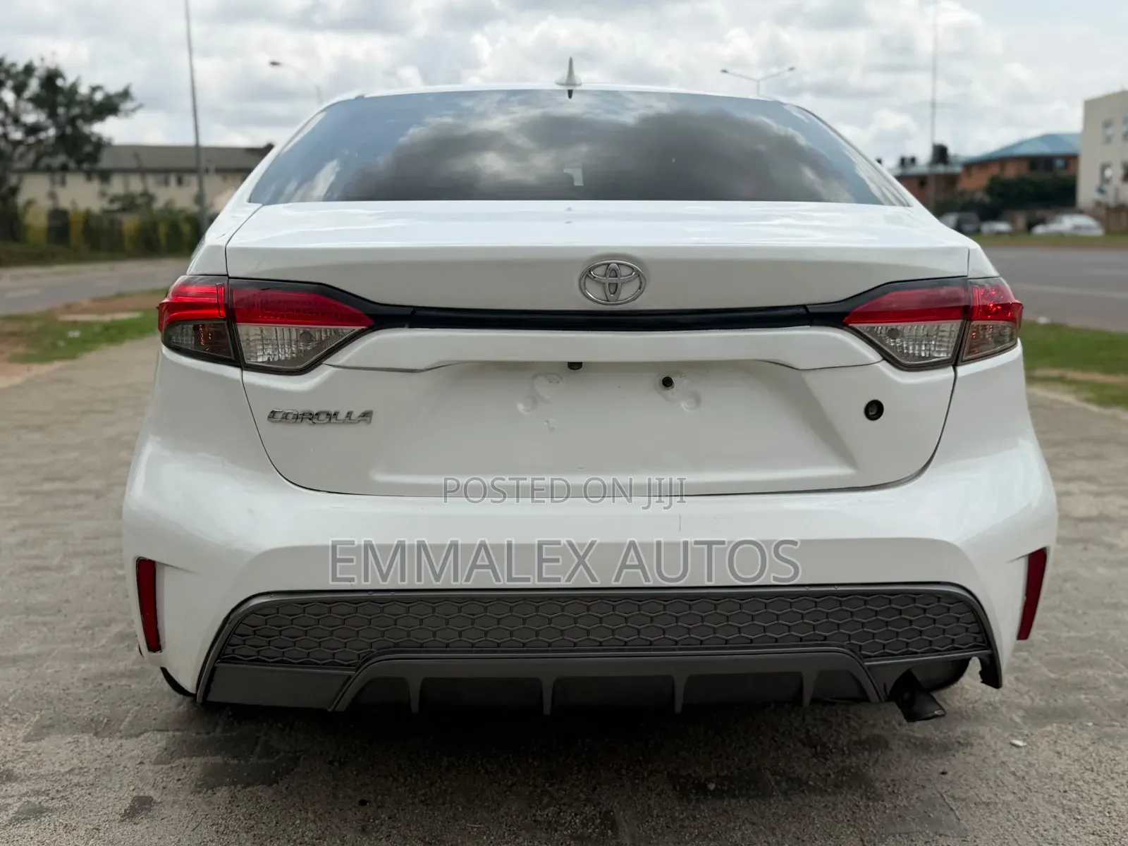 Toyota Corolla 2020 White