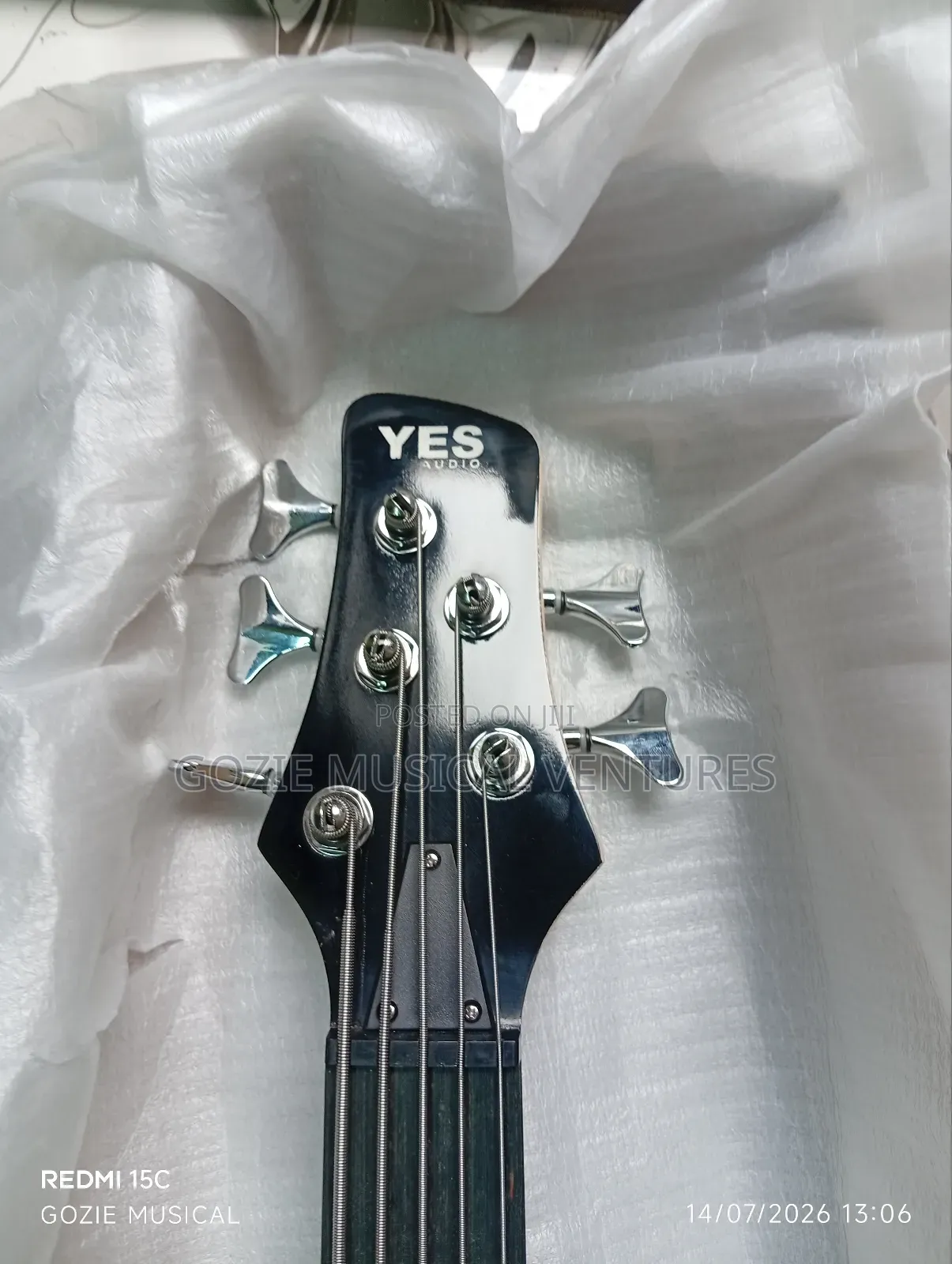 Yes Audio 5-Strings Bass Guitar Black Colour With Bag Cable and Strap.