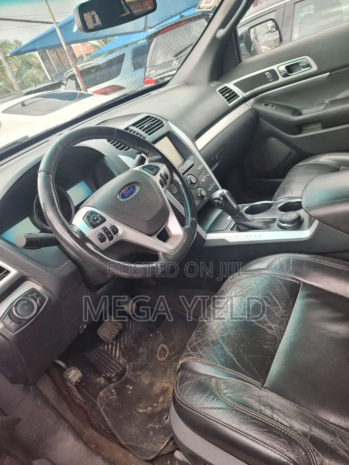 Ford Explorer XLT 4dr 4x4 (3.5L 6cyl 6A) 2011 White