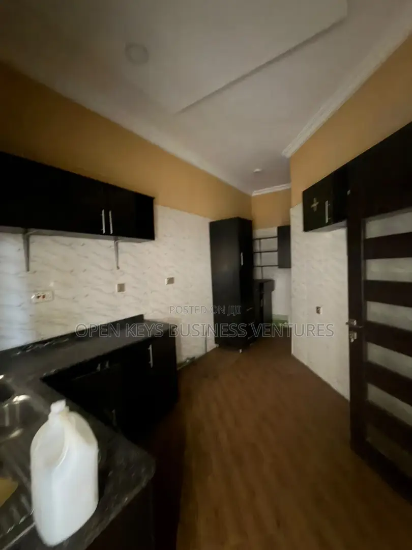 Furnished 3bdrm Apartment in Kolapo Ishola, Akobo for rent