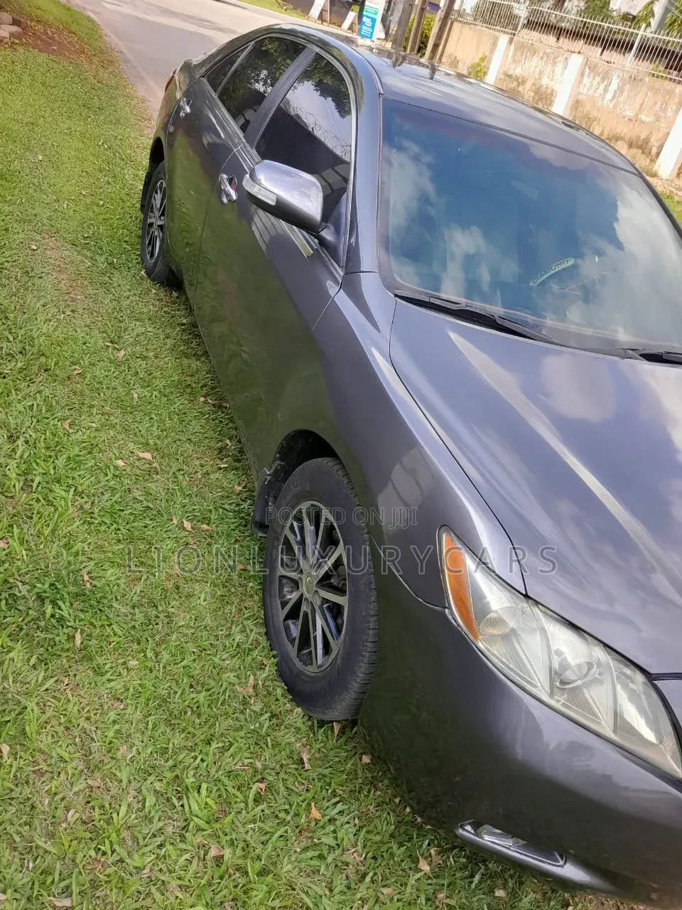 Toyota Camry 2010 Gray