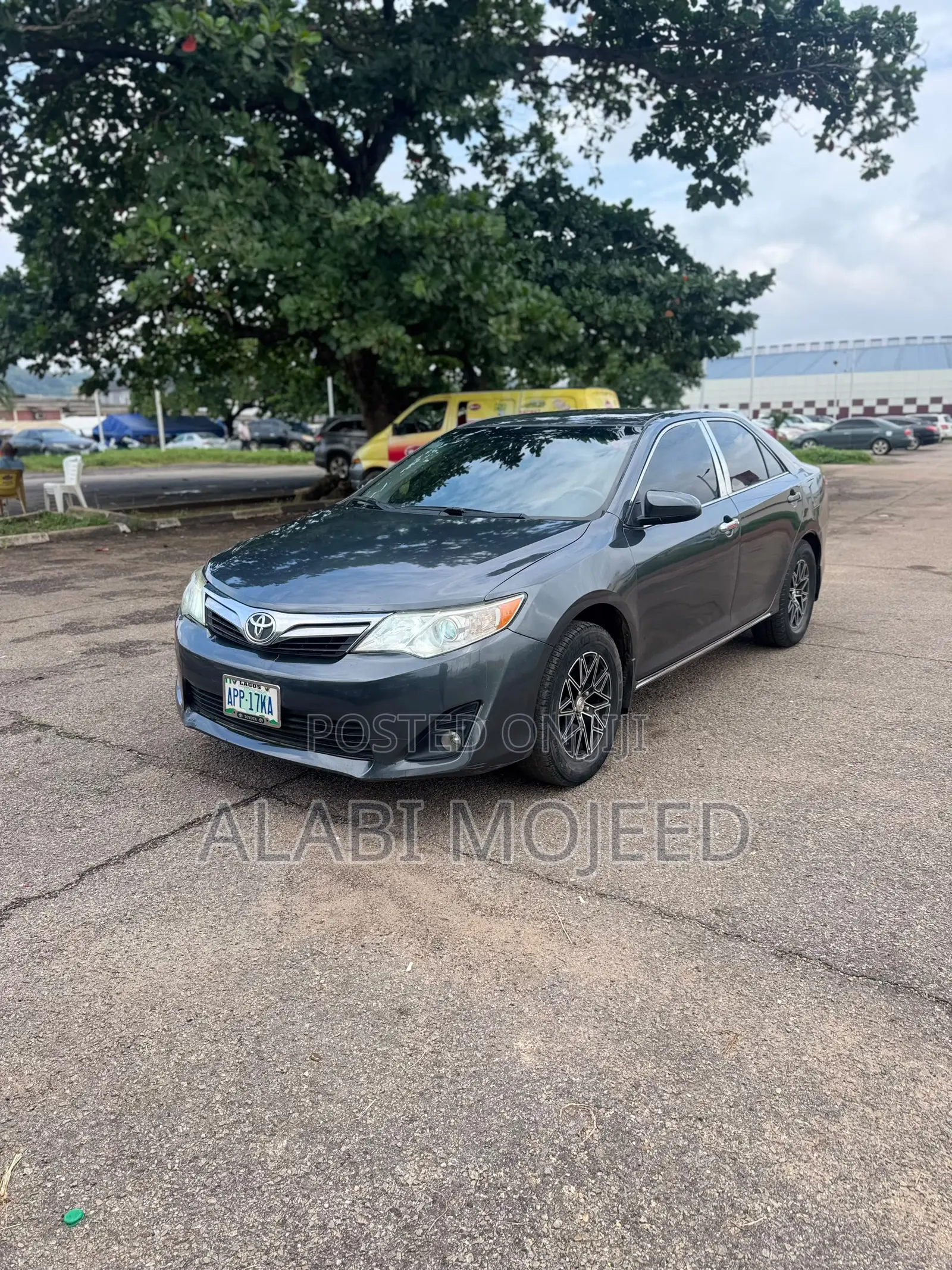 Toyota Camry SE 4dr Sedan (2.5L 4cyl 6A) 2012 Black