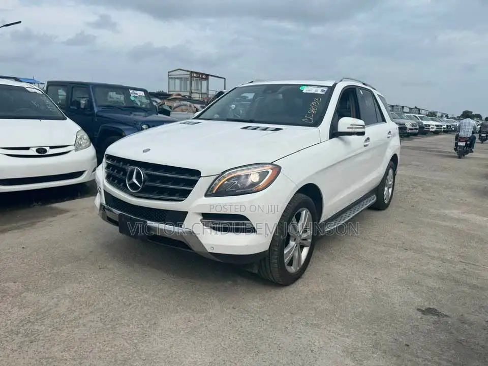 Mercedes-Benz M Class ML350 4MATIC 4dr SUV AWD (3.5L 6cyl 7A) 2014