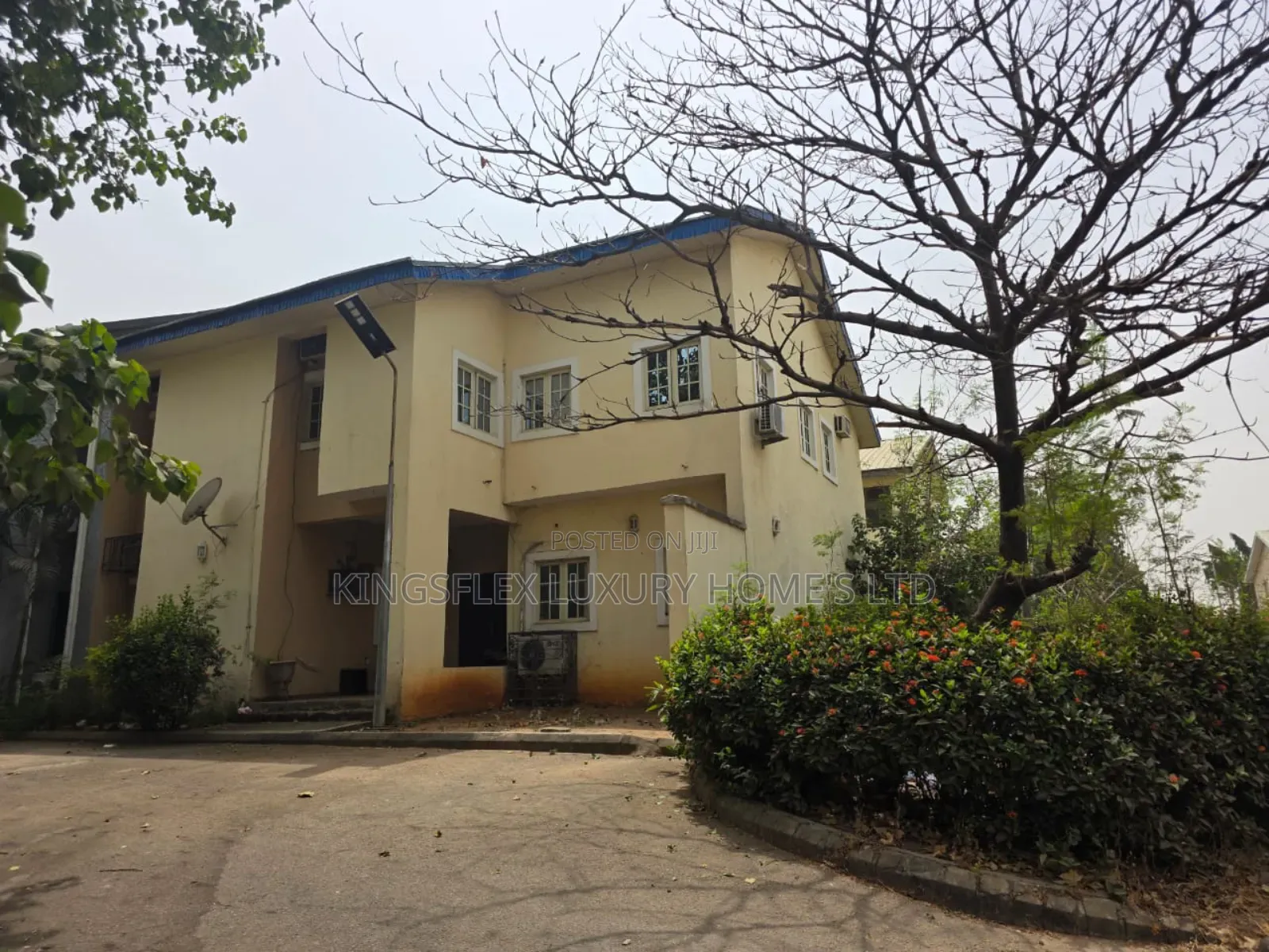 3bdrm Duplex in Estate, Wuse 2 for sale
