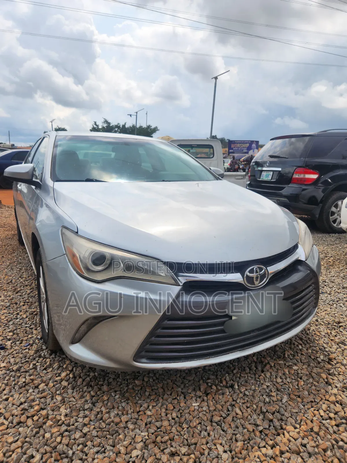 Toyota Camry 2018 Silver