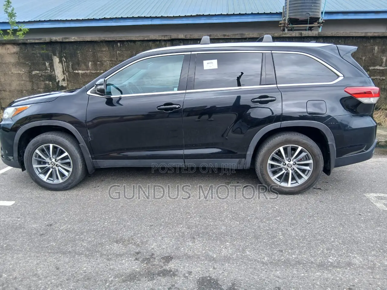 Toyota Highlander XLE 2019 Black