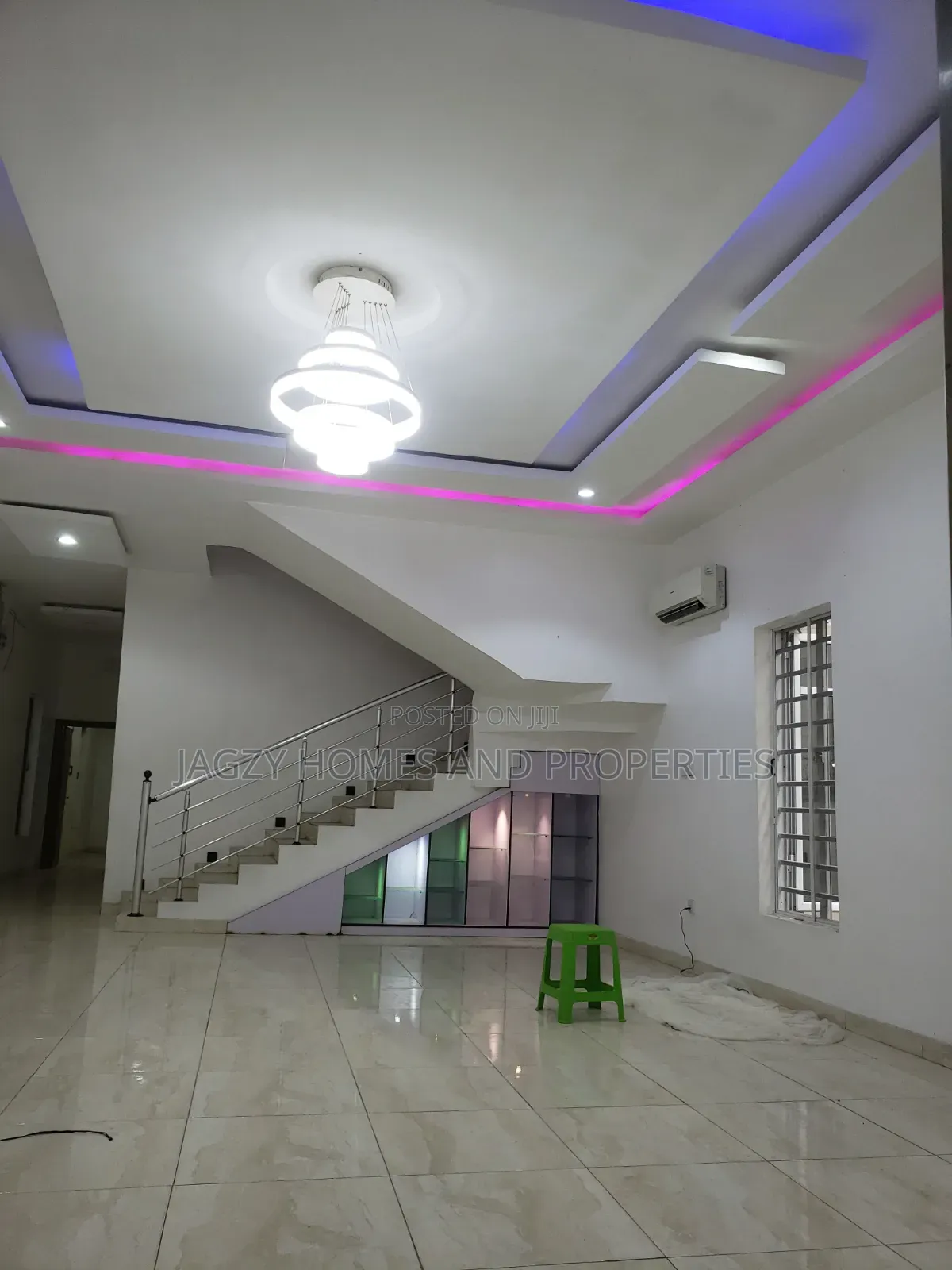 5bdrm Duplex in Osapa London Estate for rent