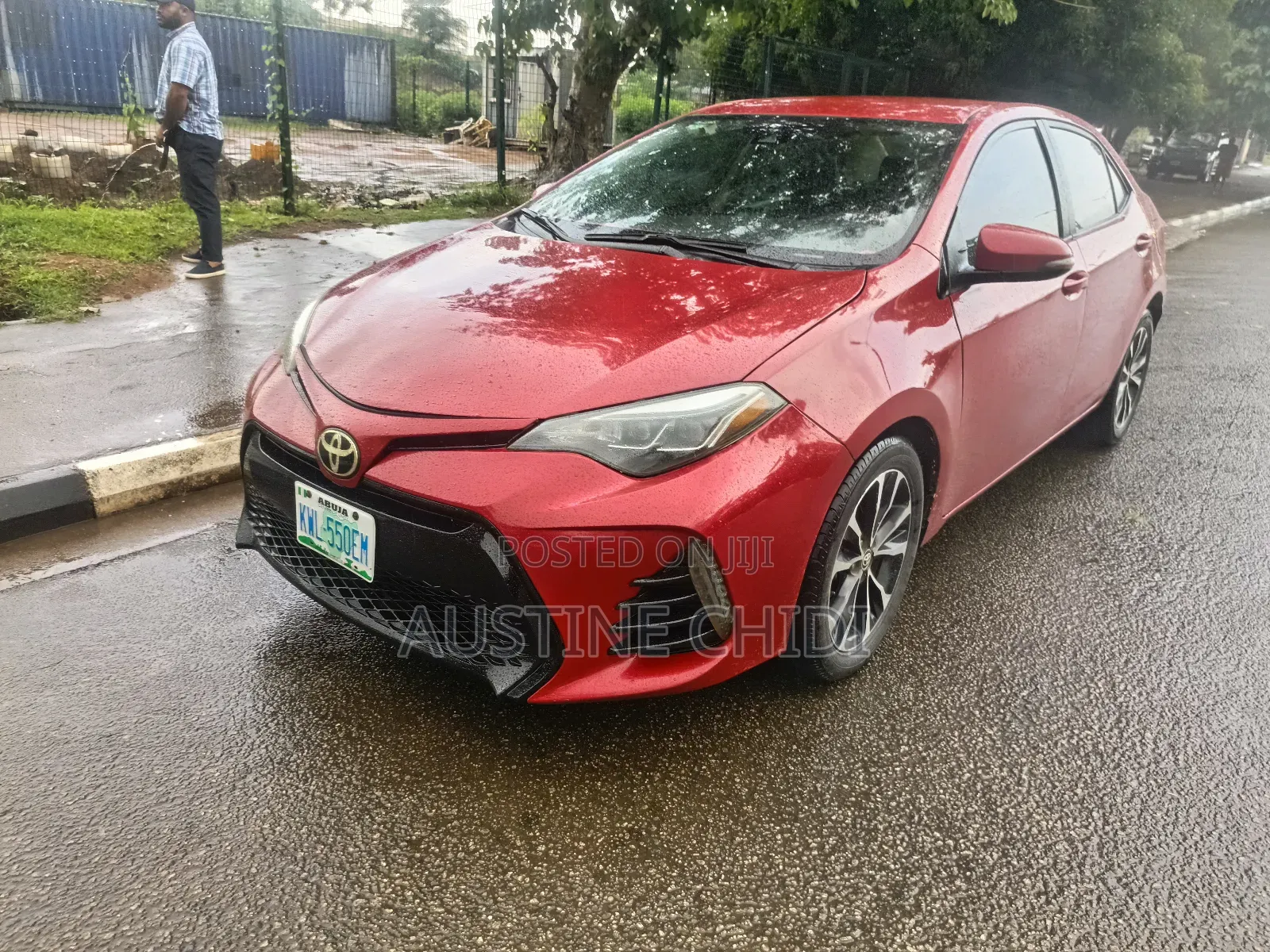 Toyota Corolla SE 4dr Sedan (1.8L 4cyl CVT) 2017 Red