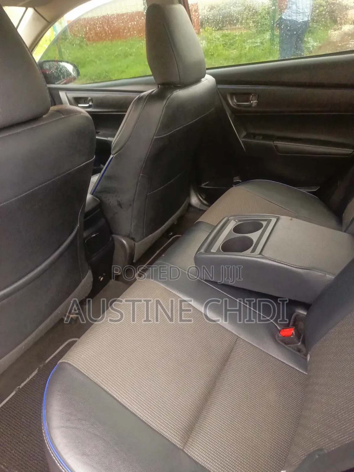 Toyota Corolla SE 4dr Sedan (1.8L 4cyl CVT) 2017 Red