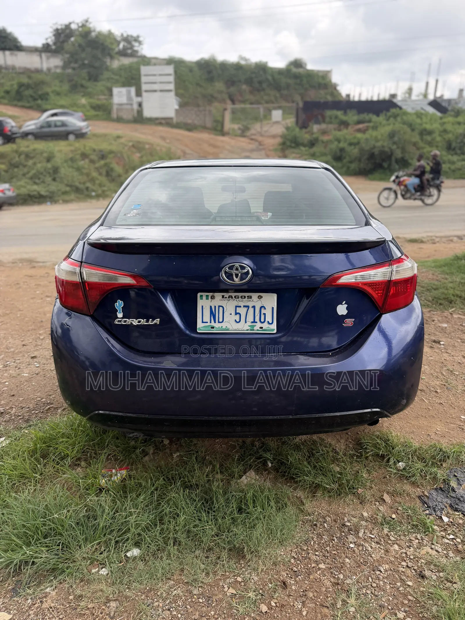 Toyota Corolla 2015 Blue