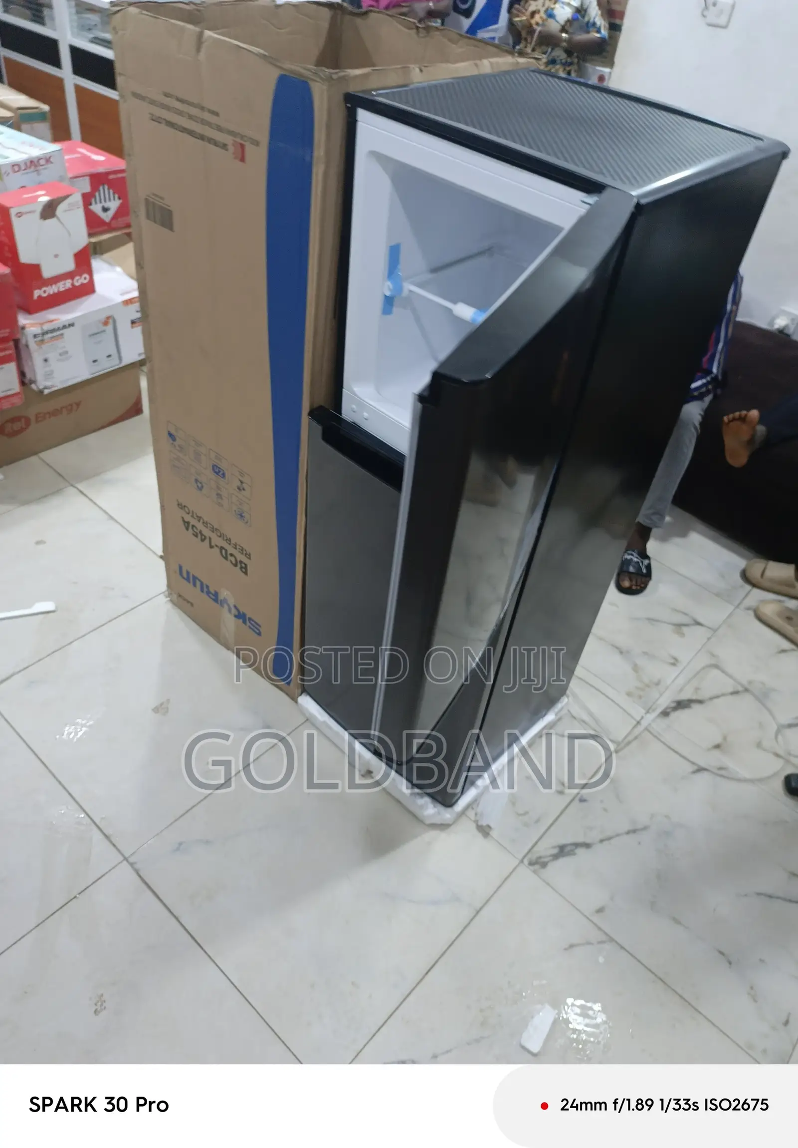 Skyrun BCD-145A 138L Large Capacity Upright Freezer