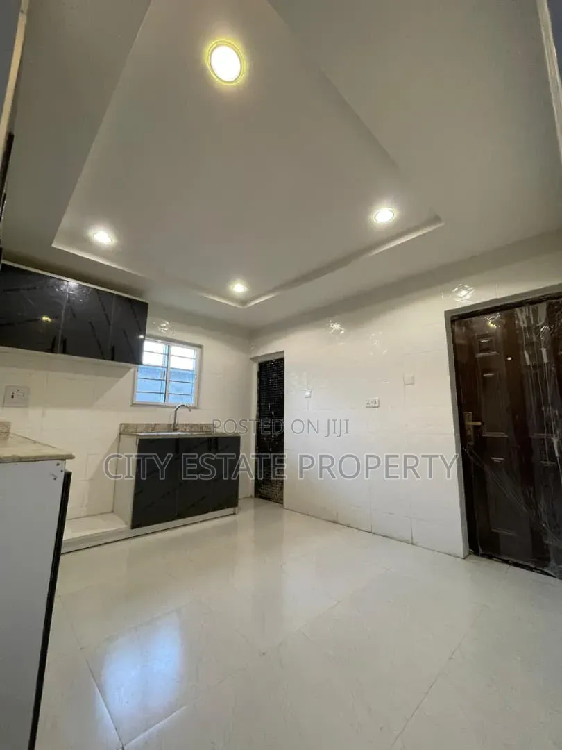 Furnished 4bdrm Duplex in City Estate, Trans Amadi for sale
