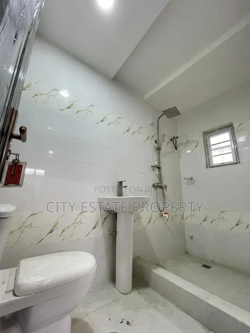 Furnished 4bdrm Duplex in City Estate, Trans Amadi for sale
