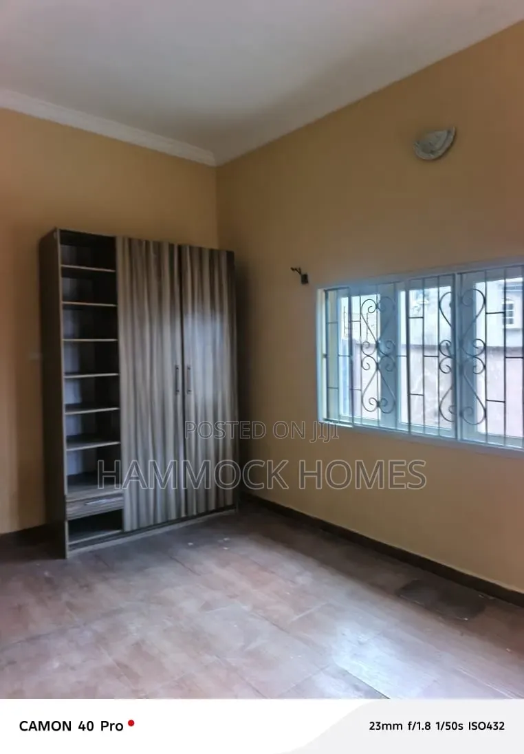 3bdrm Block of Flats in Okebadan Estate, Akobo for rent
