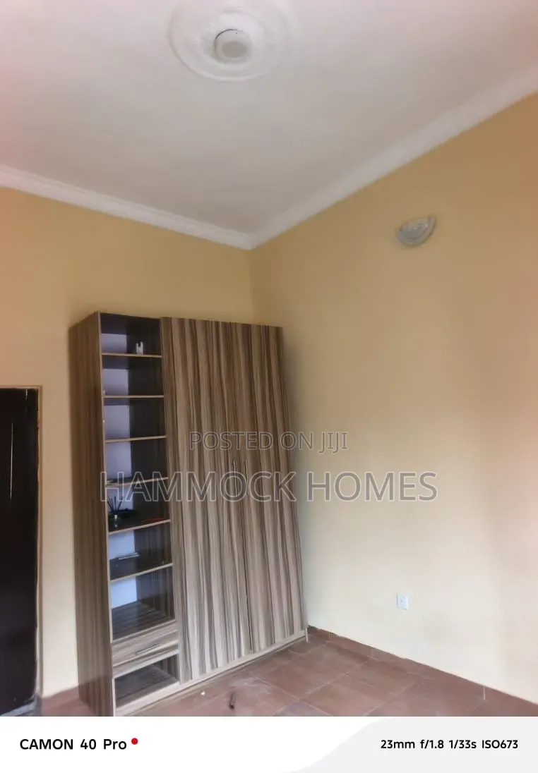 3bdrm Block of Flats in Okebadan Estate, Akobo for rent
