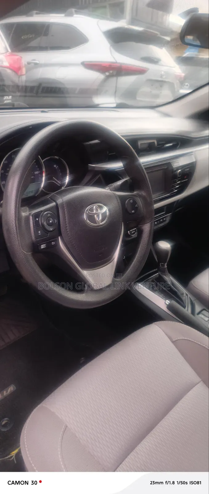 Toyota Corolla 2015 Gray