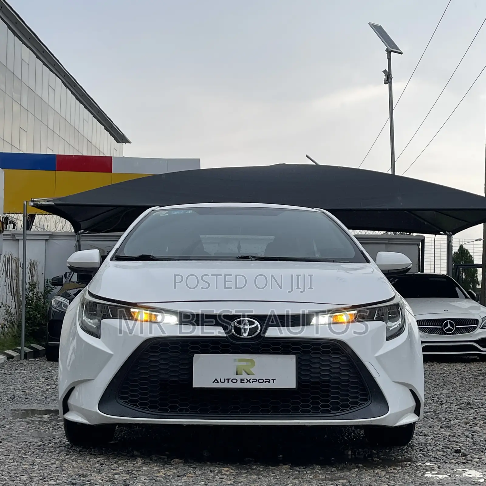 Toyota Corolla LE 2022 White