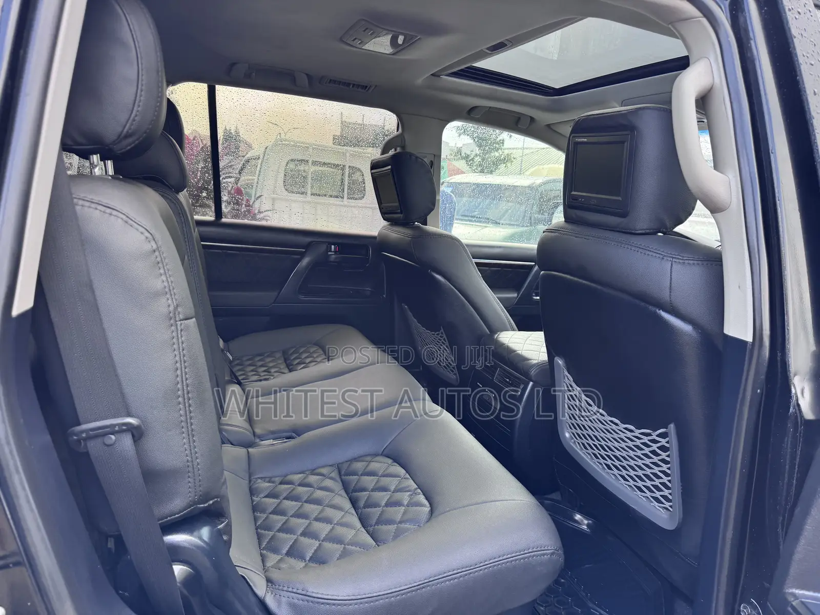 Toyota Land Cruiser 5.7 V8 2012 Black