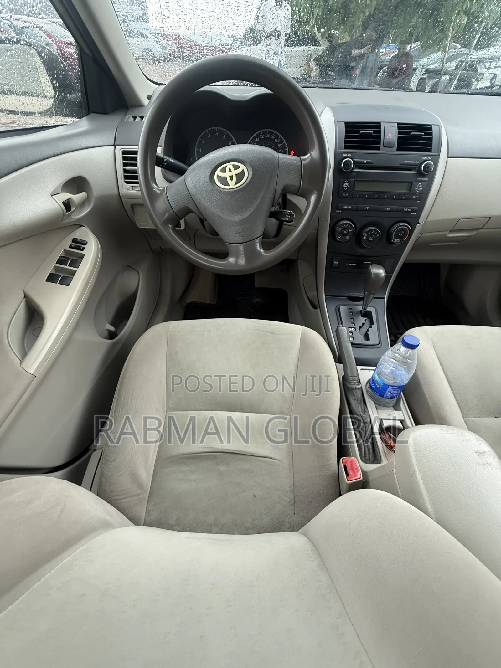 Toyota Corolla LE 4dr Sedan (1.8L 4 cyl 4A) 2009 Gold