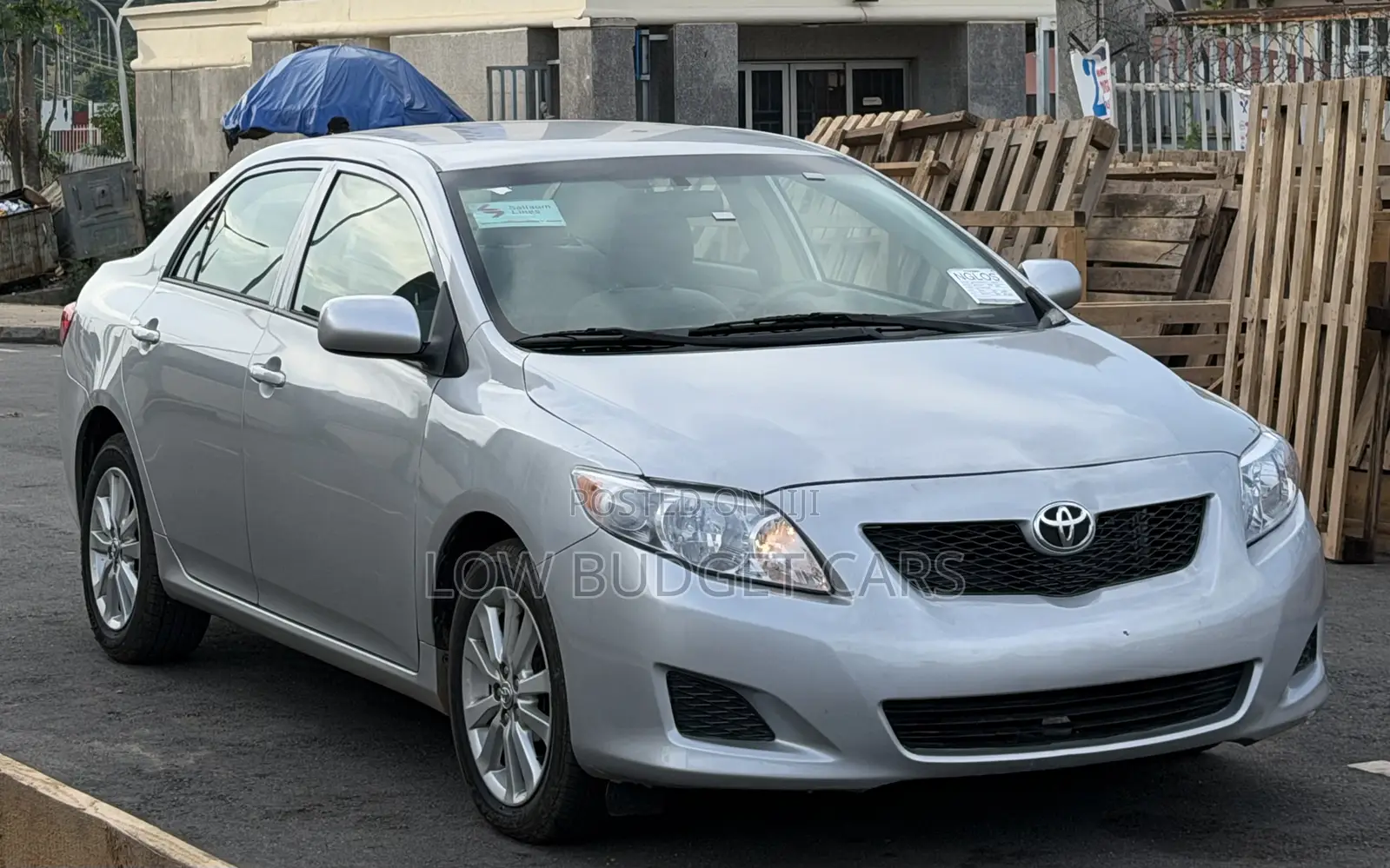 Toyota Corolla 2010 Silver