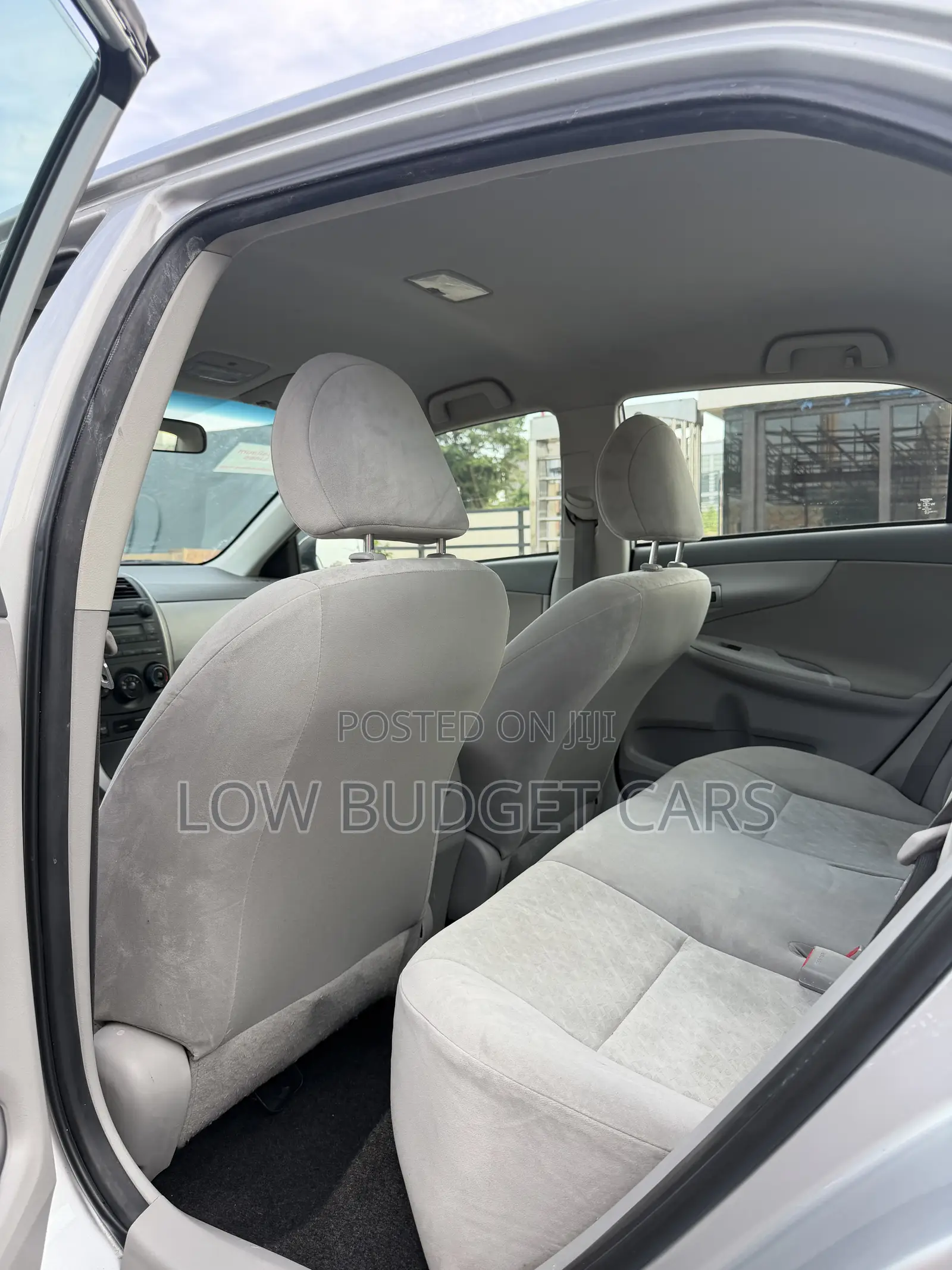Toyota Corolla 2010 Silver