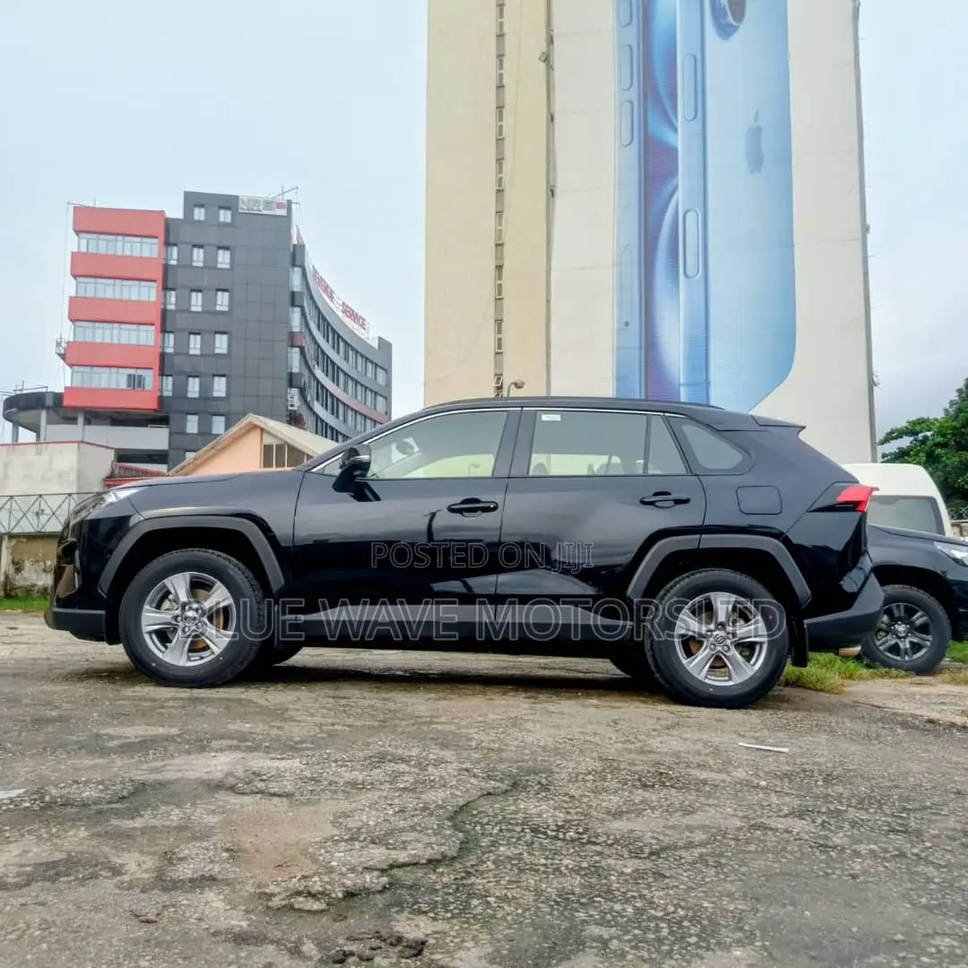 New Toyota RAV4 2025 Black
