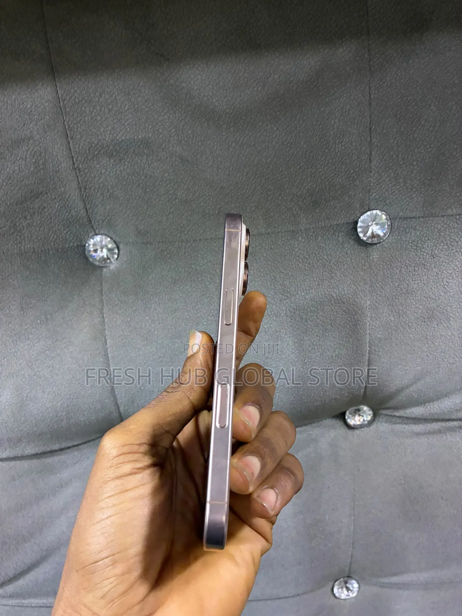 Apple iPhone 16 Pro 128 GB Gold