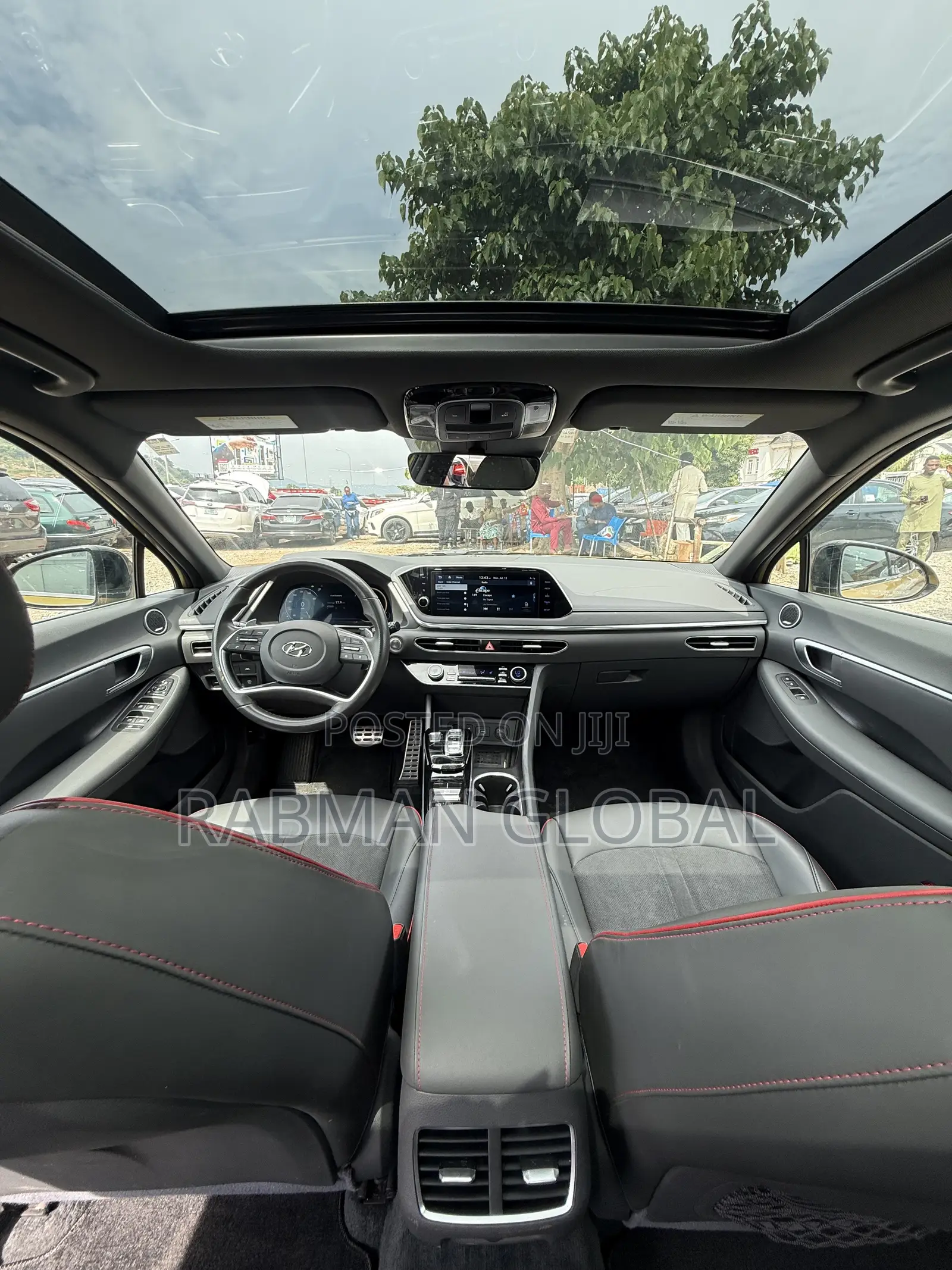 Hyundai Elantra Limited 2020 Gold