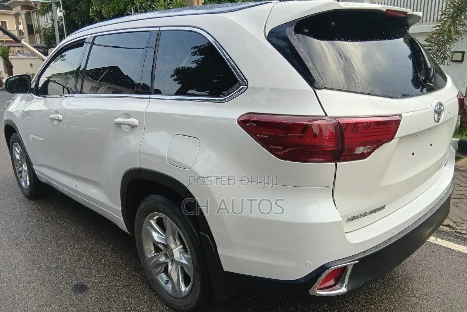 Toyota Highlander Limited Platinum 4dr SUV AWD (3.5L 6cyl 6A) 2015 White