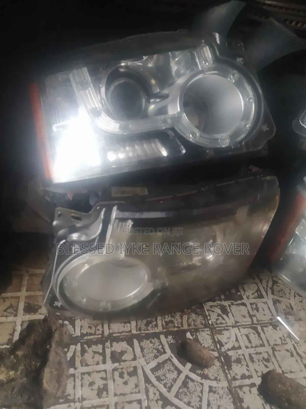 Front Light Land Rover Lr4