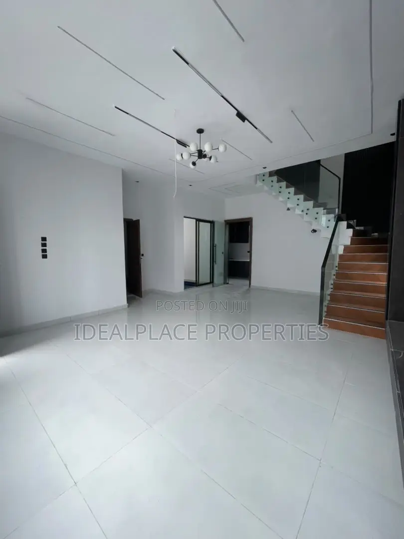 5bdrm Duplex in VGC / Ajah for sale