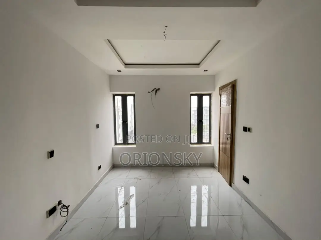 2bdrm Apartment in Ikate for sale