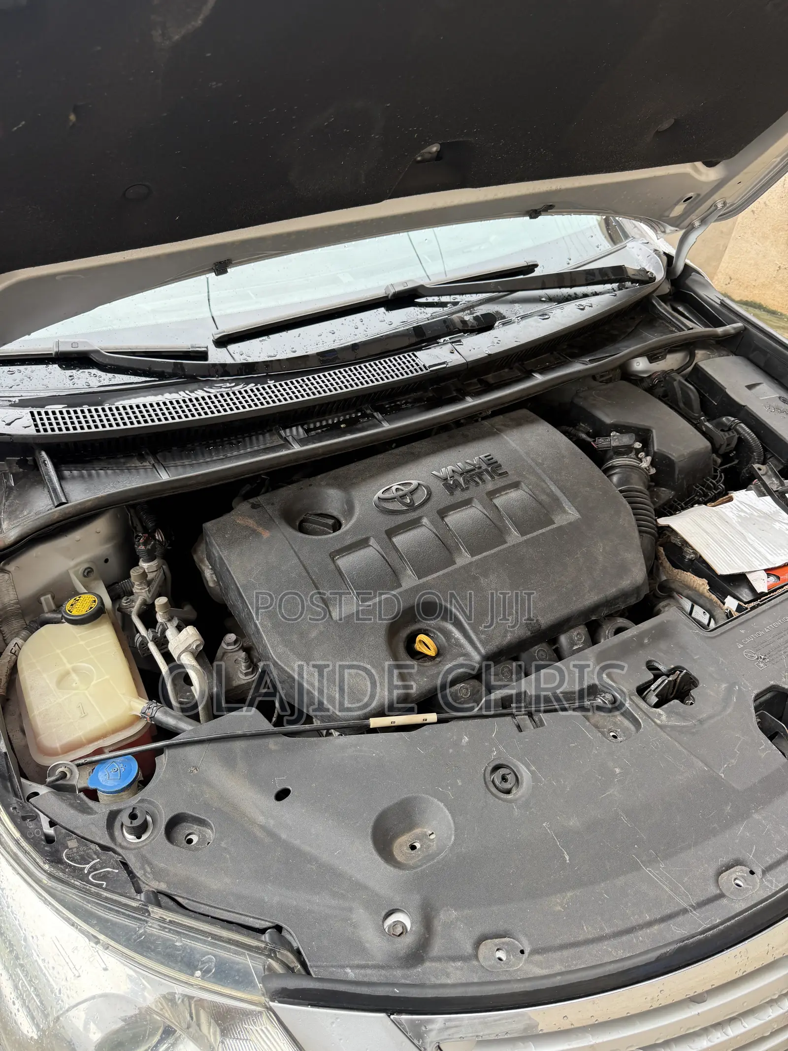 Toyota Avensis 2011 Silver