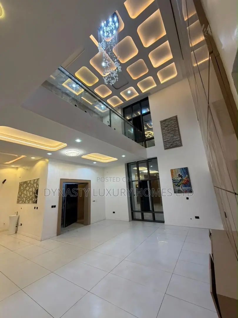 5bdrm Duplex in Asokoro for sale