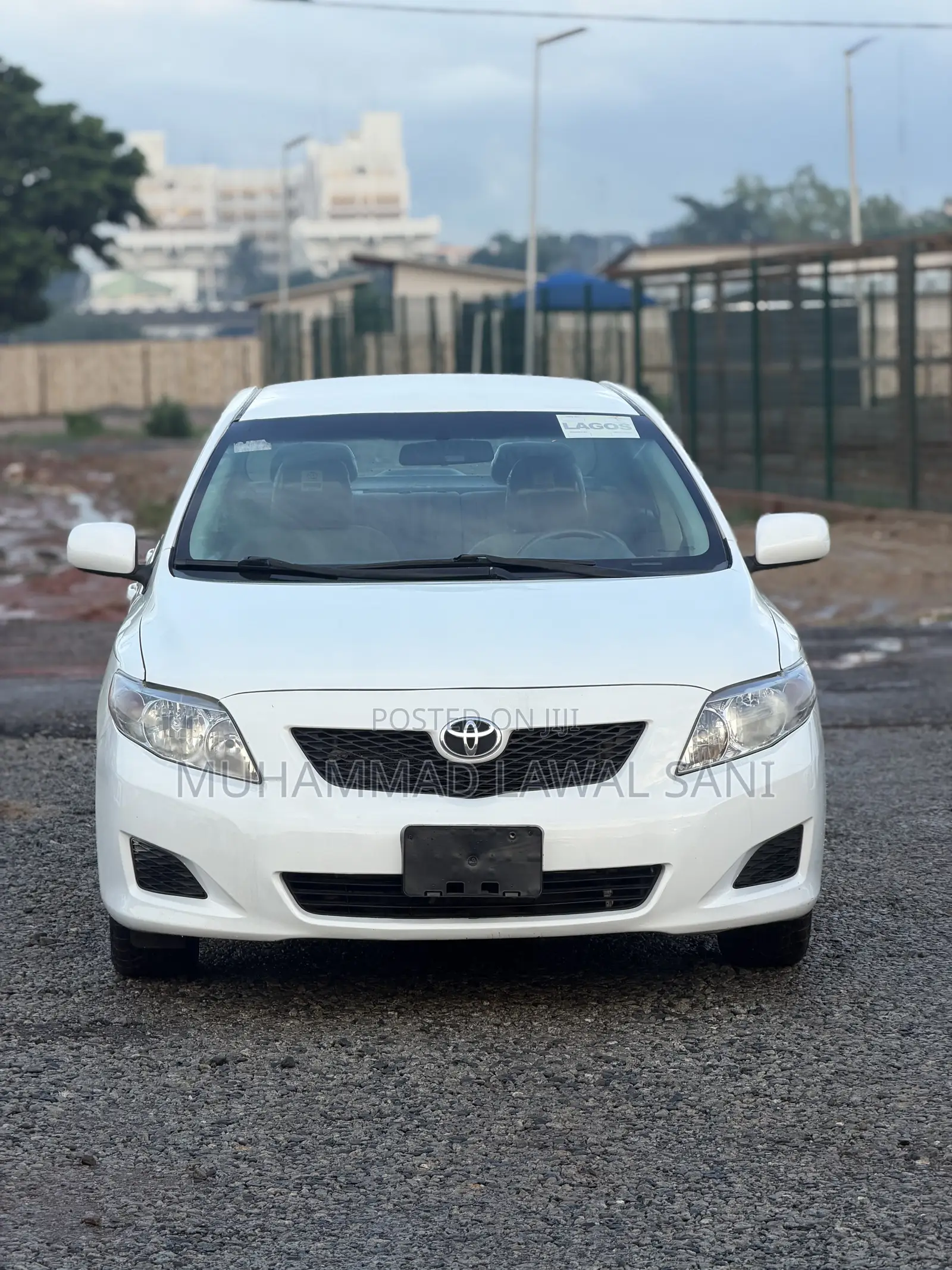 Toyota Corolla 2010 White