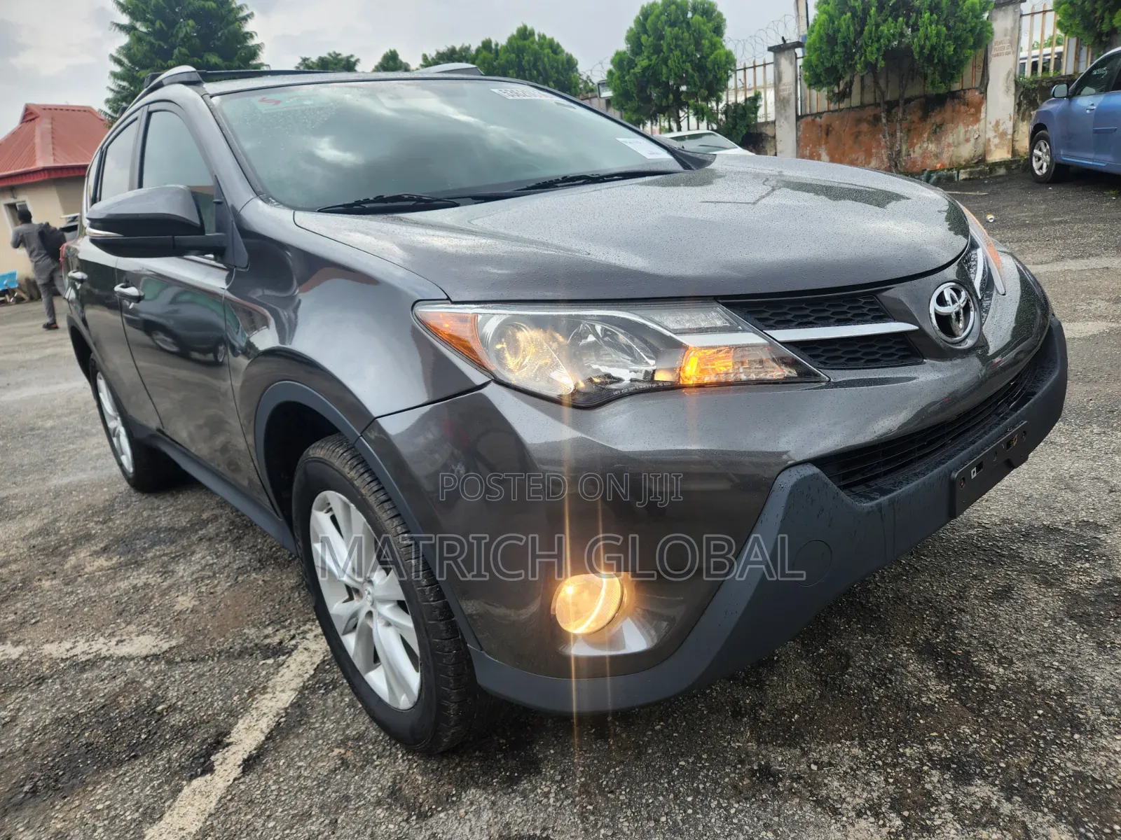 Toyota RAV4 Limited 4dr SUV AWD (2.5L 4cyl 6A) 2015 Gray