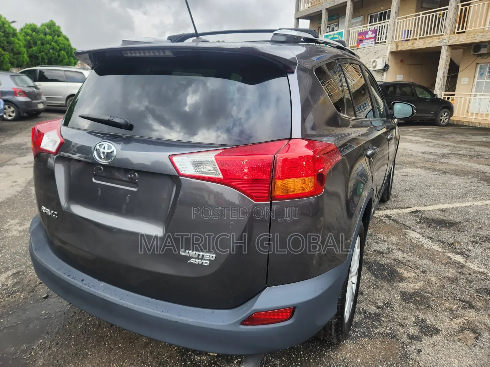 Toyota RAV4 Limited 4dr SUV AWD (2.5L 4cyl 6A) 2015 Gray
