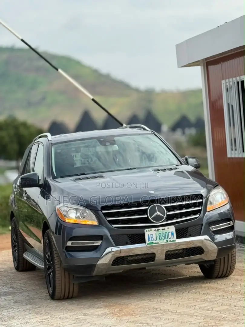 Mercedes-Benz M Class ML350 4MATIC 4dr SUV AWD (3.5L 6cyl 7A) 2014